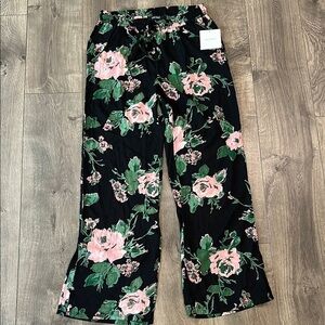 Ellen Tracy painted rose pants